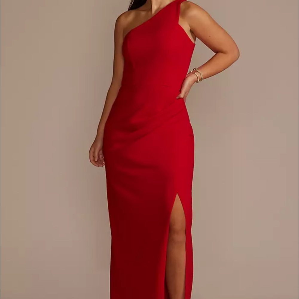 David’s Bridal Plus Size 14 Wedding Guest One-Shoulder Crepe Sheath with Slit